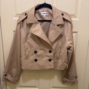 Vigoss Women's Beige Cropped Trench Coat